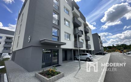 Prenájom luxusného 4izbového bytu s terasou