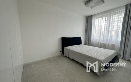 LUXUSNÝ 4 IZBOVÝ, KOMPLETNE ZARIADENÝ BYT, SARATOVSKÁ, TRENČÍN