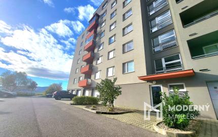 PREDANÝ 2 IZBOVÝ, 65 m2 BYT NA LIPTOVSKEJ ULICI V TRENČÍNE