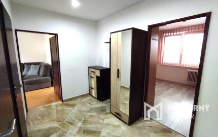 Zrekonštruovaný 3-izbový byt vo výbornej lokalite Nového Mesta nad Váhom