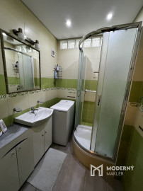 Prerobený 2 izbový byt v Trenčíne, Lavičková ulica, bezproblémové parkovanie