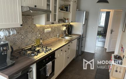 PREDANÝ !!! 3-izbový byt s vlastnou záhradou