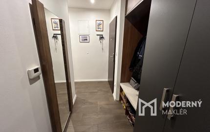 PREDANÝ !!! 3-izbový byt s vlastnou záhradou