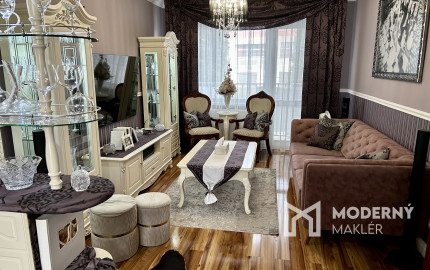 PREDANÝ! Nadštandardné bývanie v byte s vlastnou záhradou, garážou aj vonkajším parkovacím miestom