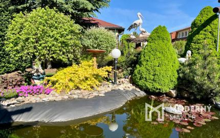 Štvorizbový bungalov s výmerou 162m2 na pozemku 1010 m2, v bezpečnom uzavretom komplexe v centre mesta