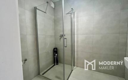 Dvojizbový byt s výhľadom na Trenčiansky hrad