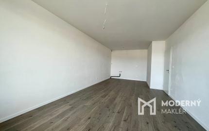 Dvojizbový byt s výhľadom na Trenčiansky hrad