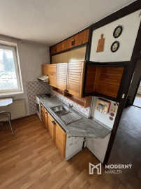 3+1 izbový byt vyhodný na rekonštrukciu, Nemšová