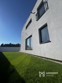 Na predaj novostavba RD s pekným pozemkom v Gabčíkove