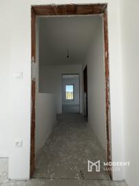 Na predaj novostavba RD s pekným pozemkom v Gabčíkove