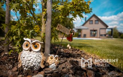 Drevenica, novostavba v obci Cimenná, v srdci prírody