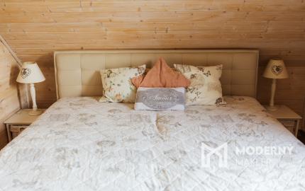 Drevenica, novostavba v obci Cimenná, v srdci prírody