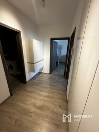 Prenájom zariadeného 2 izbového bytu, Zlatovská ulica