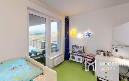 Predaj útulného zariadeného 3-izb. bytu s veľkou terasou