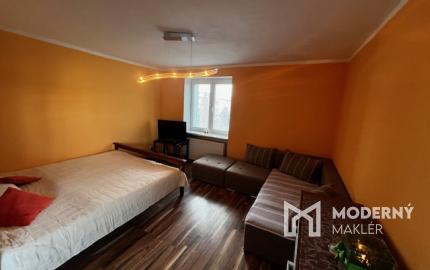Na prenájom zariadený 1izb byt na Hurbanovej ul. v Trenčíne.