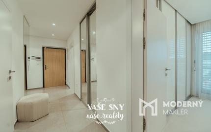 Prenájom 4izb bytu v centre Trenčína s terasou a parkovaním.