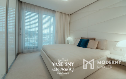 Prenájom 4izb bytu v centre Trenčína s terasou a parkovaním.