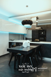 Prenájom 4izb bytu v centre Trenčína s terasou a parkovaním.