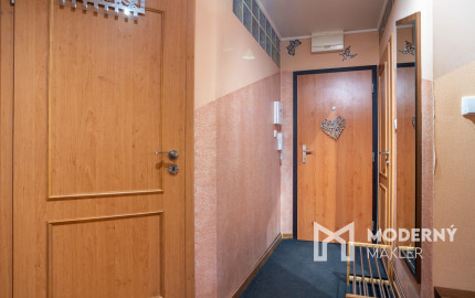 Na prenájom priestranný 3-izbový byt vo vyhľadávanej časti Ružinova