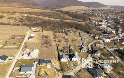 Na predaj veľkorysý pozemok v obci Šarišské Sokolovce