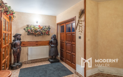 Na predaj jedinečná Zbojnícka koliba s bohatou históriou v Starej Lesnej