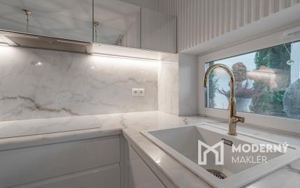 Na predaj štýlová 3-izbová časť dvojdomu v pokojnej časti obce Rovinka