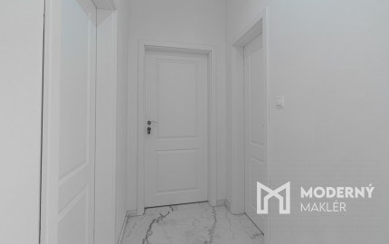 Na predaj štýlová 3-izbová časť dvojdomu v pokojnej časti obce Rovinka