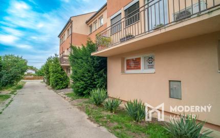 Na predaj 3-izbový byt v pokojnej lokalite Mostu pri Bratislave