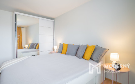 Na predaj priestranný 6-izbový rodinný dom v obci Hrnčiarovce nad Parnou