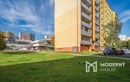 Na prenájom zrekonštruovaný 1-izbový byt s veľkorysou loggiou v tichej časti Dúbravky