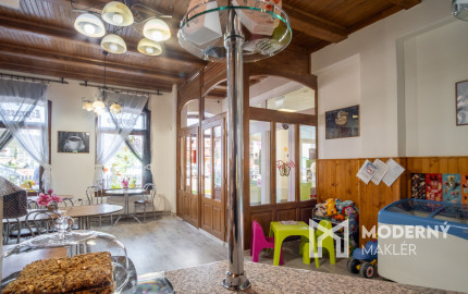 Na predaj komerčná budova v centre mesta Spišská Stará Ves so skvelým investičným potenciálom