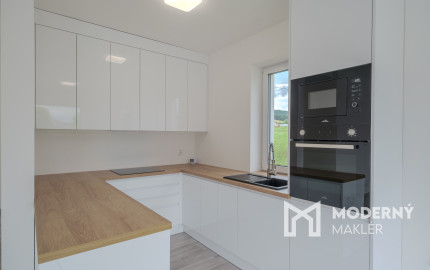 Na predaj 3-izbový byt v ŠTANDARDE so slnečnou terasou kúsok od Prešova