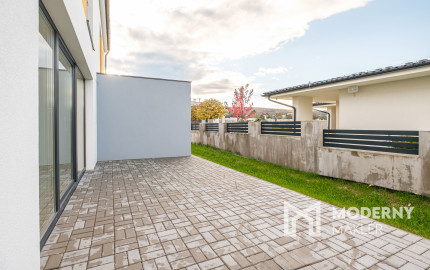 Na predaj 3-izbový byt v ŠTANDARDE so slnečnou terasou kúsok od Prešova