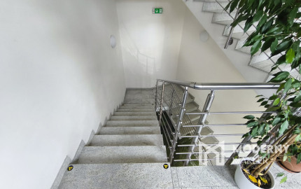 Na prenájom kancelárske priestory s parkingom a výmerou 30 m2 v Lamači