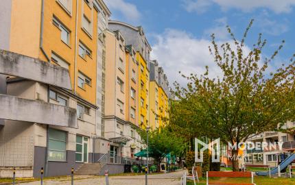 Na predaj gastroprevádzka s vonkajšou terasou v Karlovej Vsi