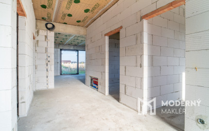 Na predaj novostavba 4-izbového bungalovu v príjemnej lokalite neďaleko Bratislavy