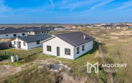 Na predaj novostavba 4-izbového bungalovu v príjemnej lokalite neďaleko Bratislavy