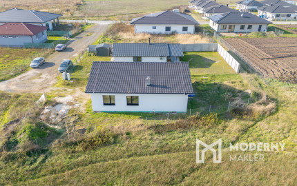 Na predaj novostavba 4-izbového bungalovu v príjemnej lokalite neďaleko Bratislavy