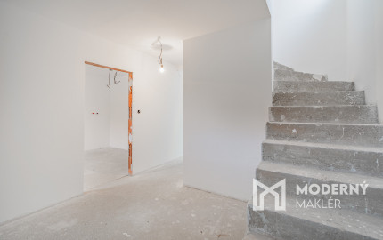 Na predaj moderný 5-izbový rodinný dom v Šamoríne