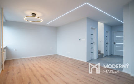 Na predaj štýlovo zrekonštruovaný dvojpodlažný rodinný dom za výhodnú cenu v obci Veľká Mača