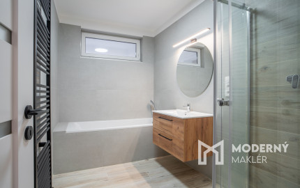 Na predaj štýlovo zrekonštruovaný dvojpodlažný rodinný dom za výhodnú cenu v obci Veľká Mača