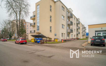 Na predaj kompletne zariadený 3-izbový byt v Trenčíne