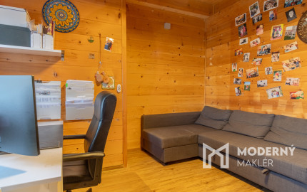 Na predaj jedinečné rodinné sídlo s kúpacím jazierkom a výhľadom na Vysoké Tatry