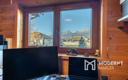 Na predaj jedinečné rodinné sídlo s kúpacím jazierkom a výhľadom na Vysoké Tatry