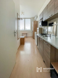 Na prenájom minimalistický 1-izbový byt v Rovinke