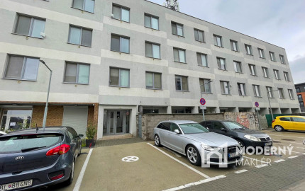 Na prenájom minimalistický 1-izbový byt v Rovinke