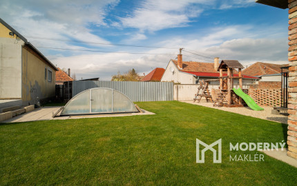 Na predaj 4-izbový rodinný dom po kompletnej rekonštrukcii v Šulekove