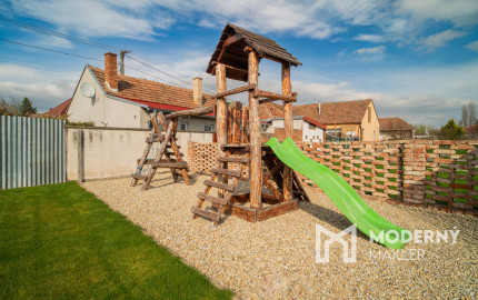 Na predaj 4-izbový rodinný dom po kompletnej rekonštrukcii v Šulekove