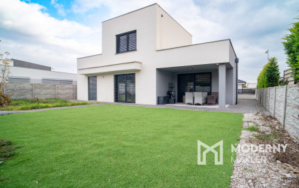 Na predaj exkluzívny 5-izbový rodinný dom v obľúbenej lokalite Trnavy