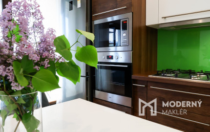 Na prenájom 3-izbový byt vo vyhľadávanej lokalite Sihoť II v Trenčíne